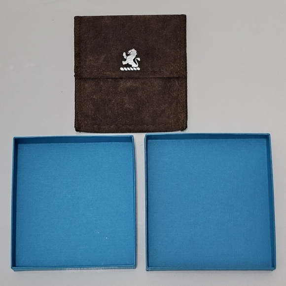 🇨🇦 Birks Blue Gift Box & Felt Pouch - Picture 5 of 9